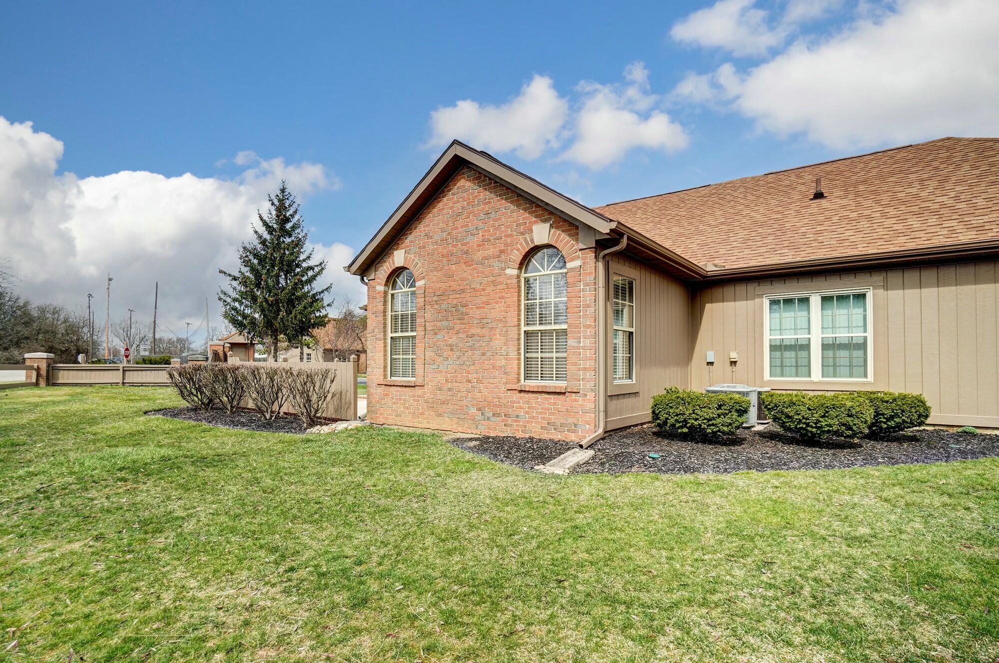 4965 Berry Leaf Place, Hilliard, Ohio image 1