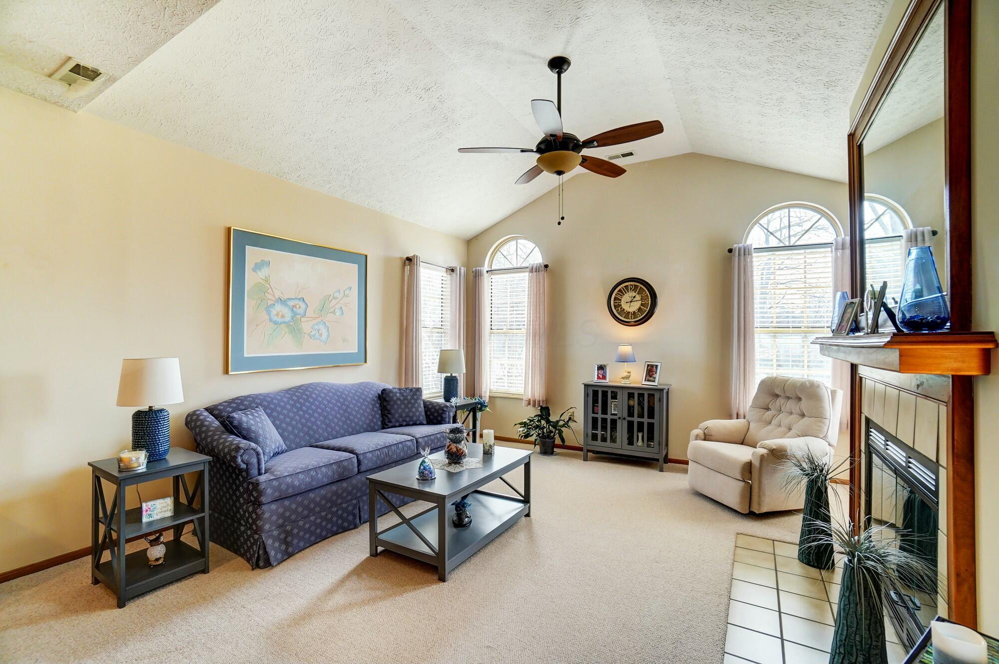 4965 Berry Leaf Place, Hilliard, Ohio image 5