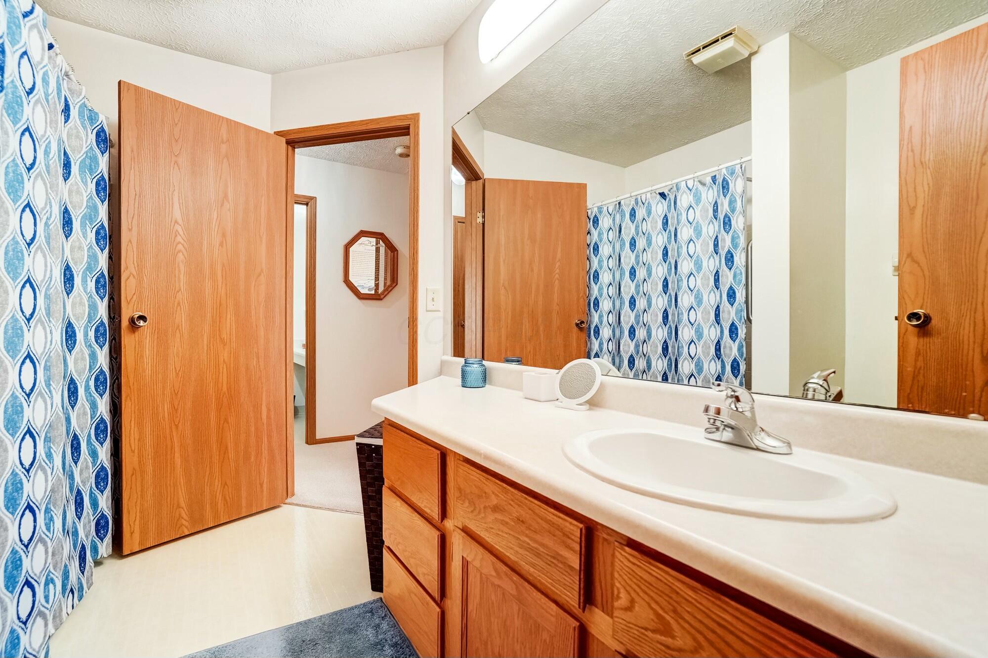 4965 Berry Leaf Place, Hilliard, Ohio image 15