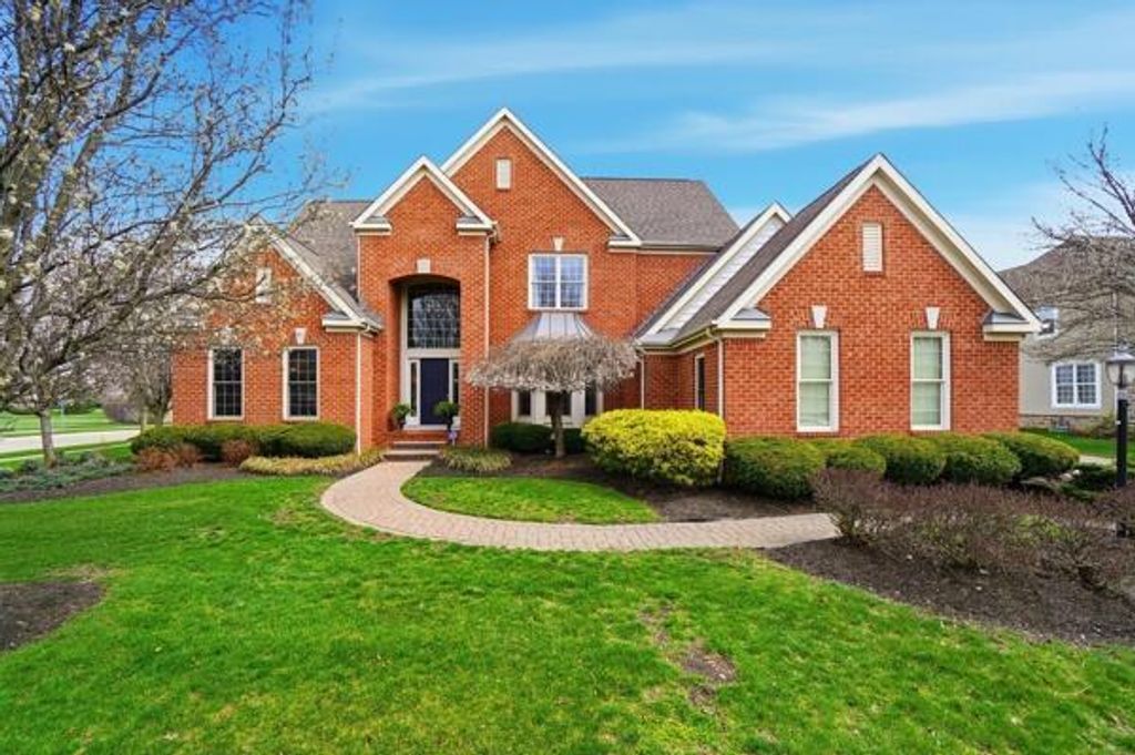 Photo of 5992 Trafalgar Court, Dublin, OH 43016 (MLS # 226009469)