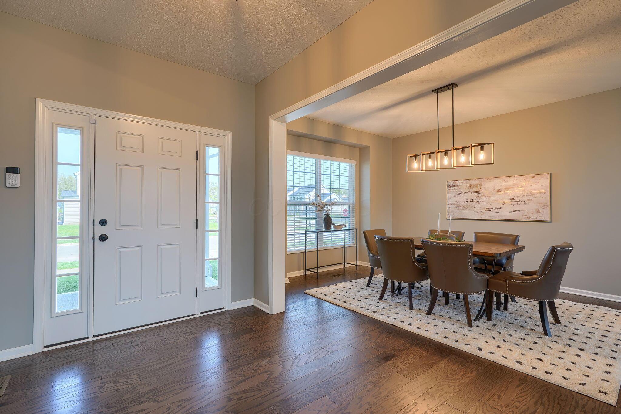 5511 Timber Heights Lane, Grove City, Ohio image 12