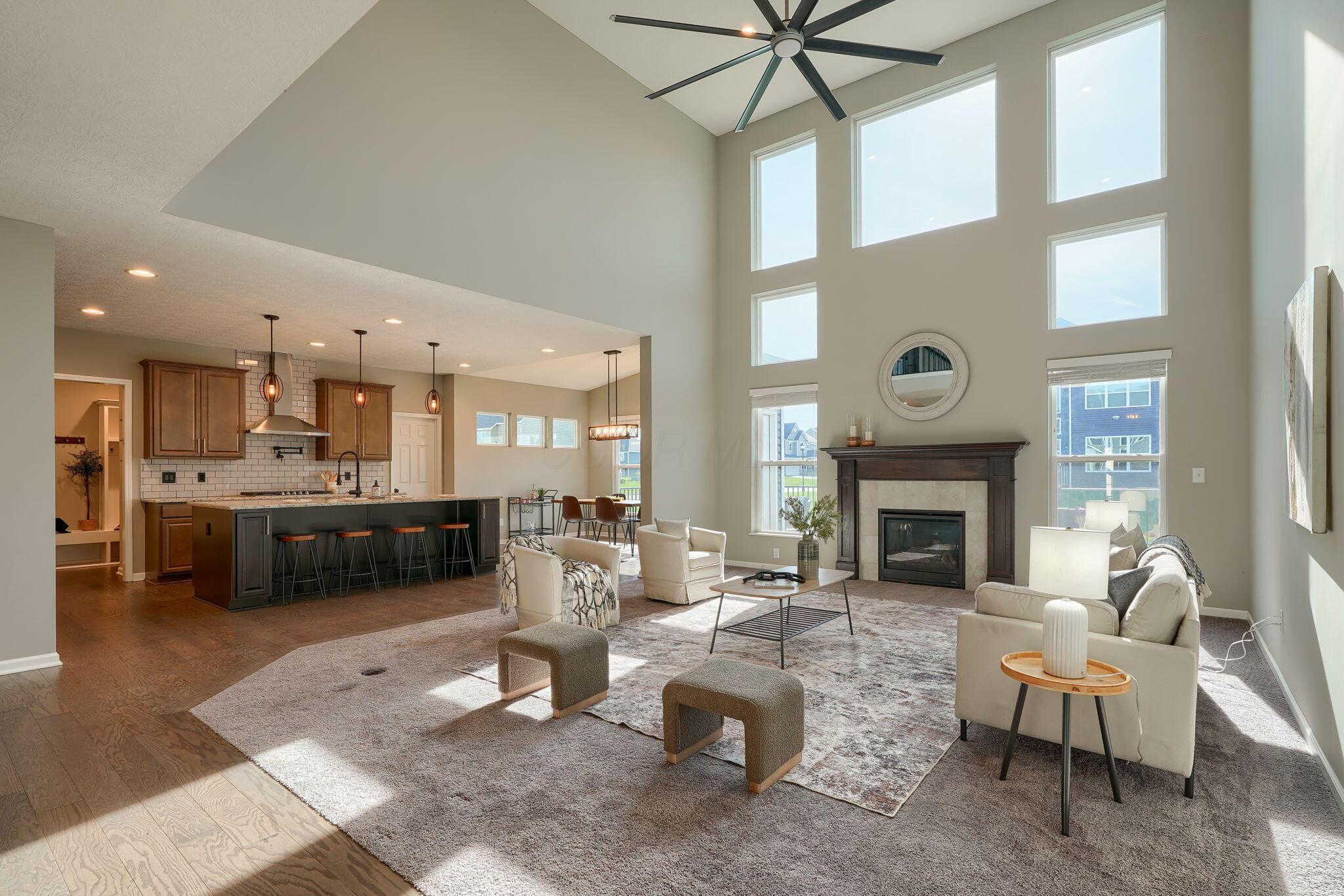 5511 Timber Heights Lane, Grove City, Ohio image 2