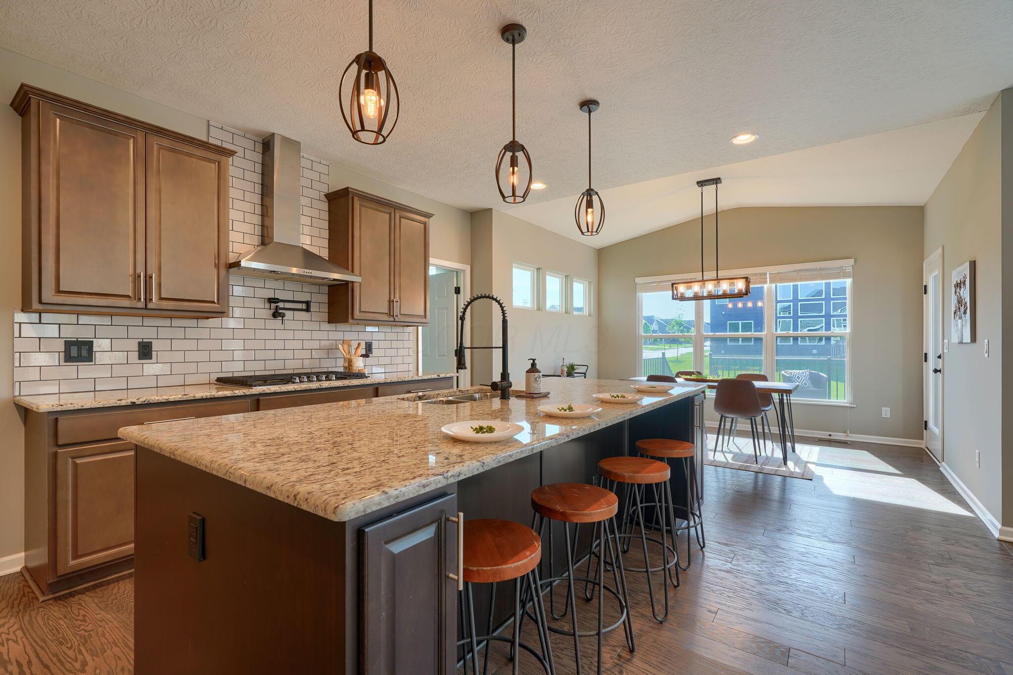 5511 Timber Heights Lane, Grove City, Ohio image 17