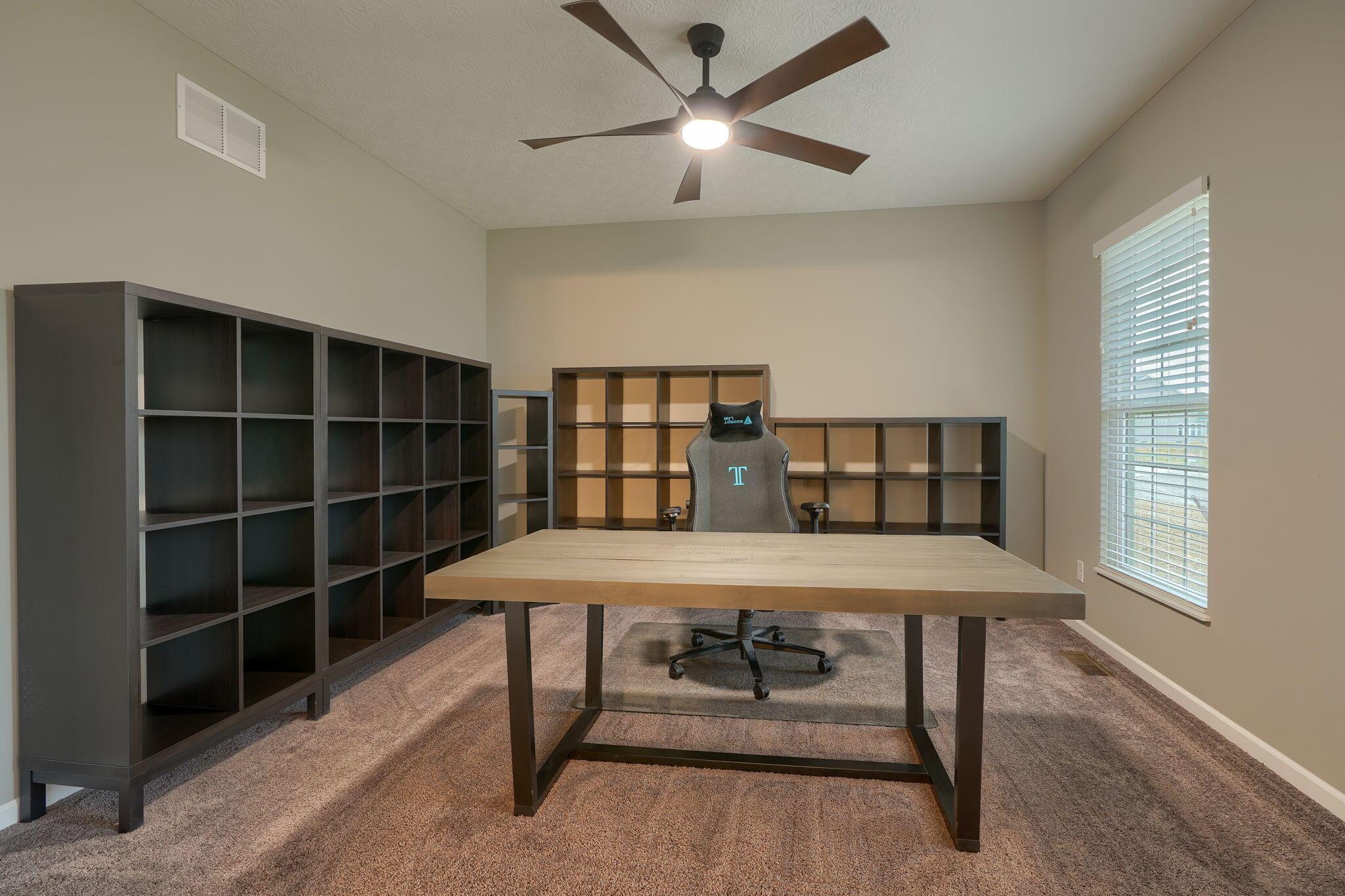 5511 Timber Heights Lane, Grove City, Ohio image 19