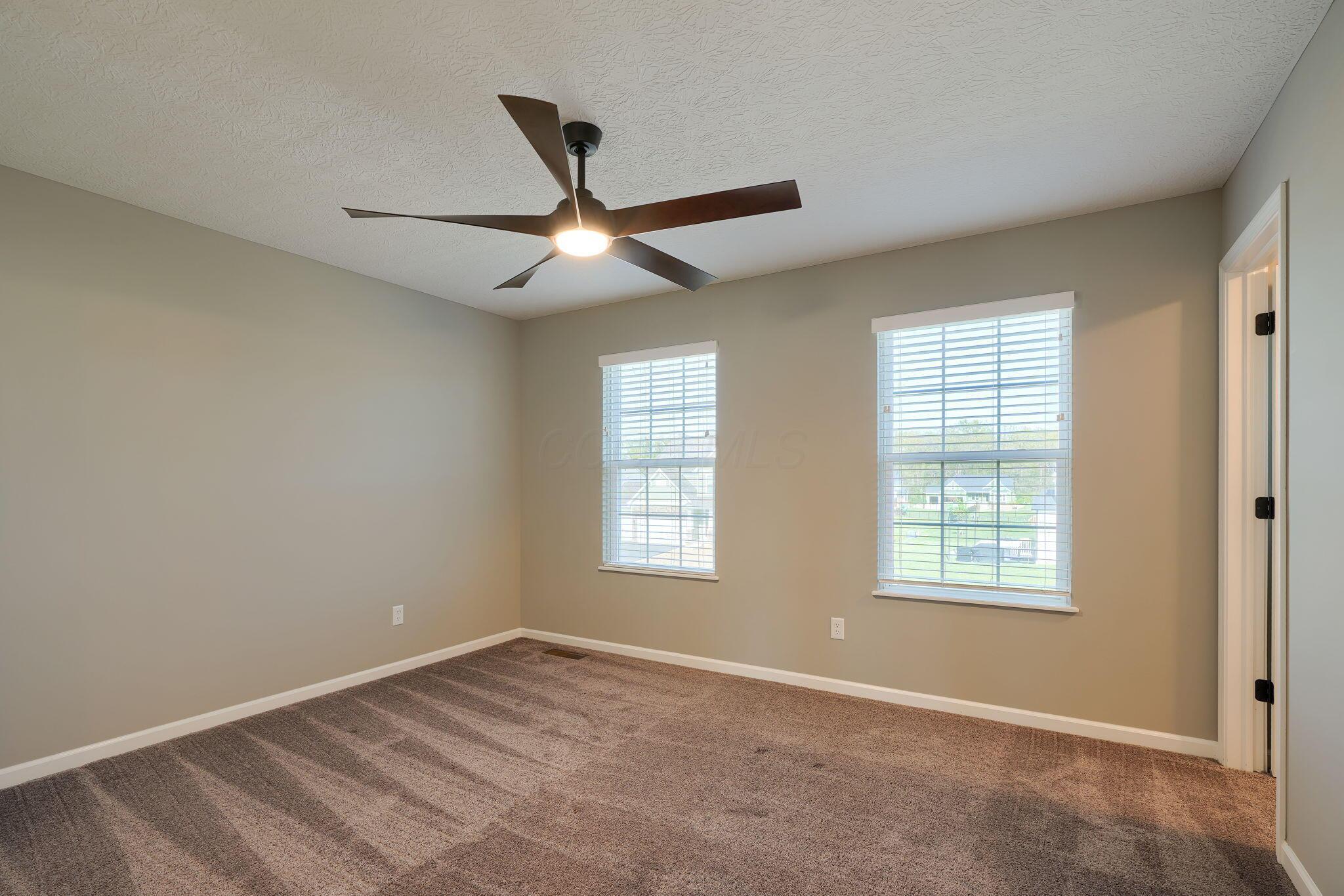 5511 Timber Heights Lane, Grove City, Ohio image 36