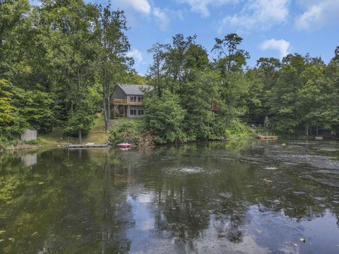 Photo of 3073 Meadowbrook Drive NE, Lancaster, OH 43130 (MLS # 225046281)