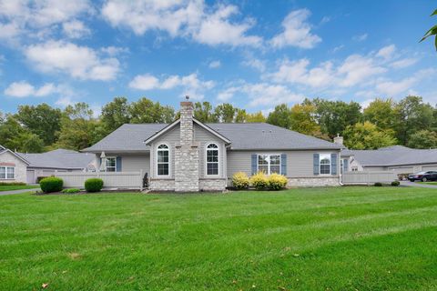 Tiny photo for 6214 Brickside Drive 24 #24, New Albany, OH 43054 (MLS # 225039522)