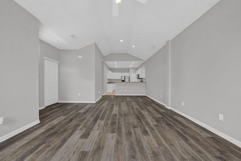 Tiny photo for 6214 Brickside Drive 24 #24, New Albany, OH 43054 (MLS # 225039522)
