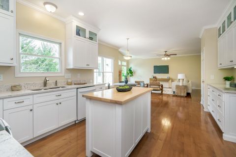 Tiny photo for 4101 Greenbelt Drive, Hilliard, OH 43026 (MLS # 226008171)