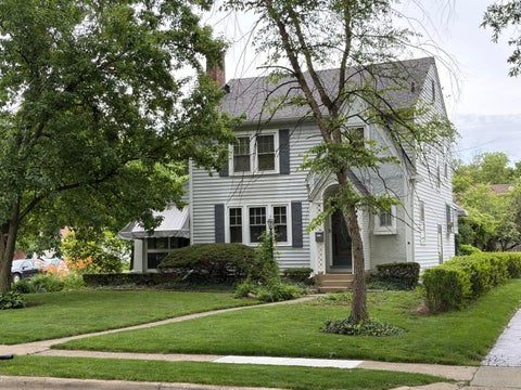 Photo of 944 S Cassingham Road, Bexley, OH 43209 (MLS # 226024166)
