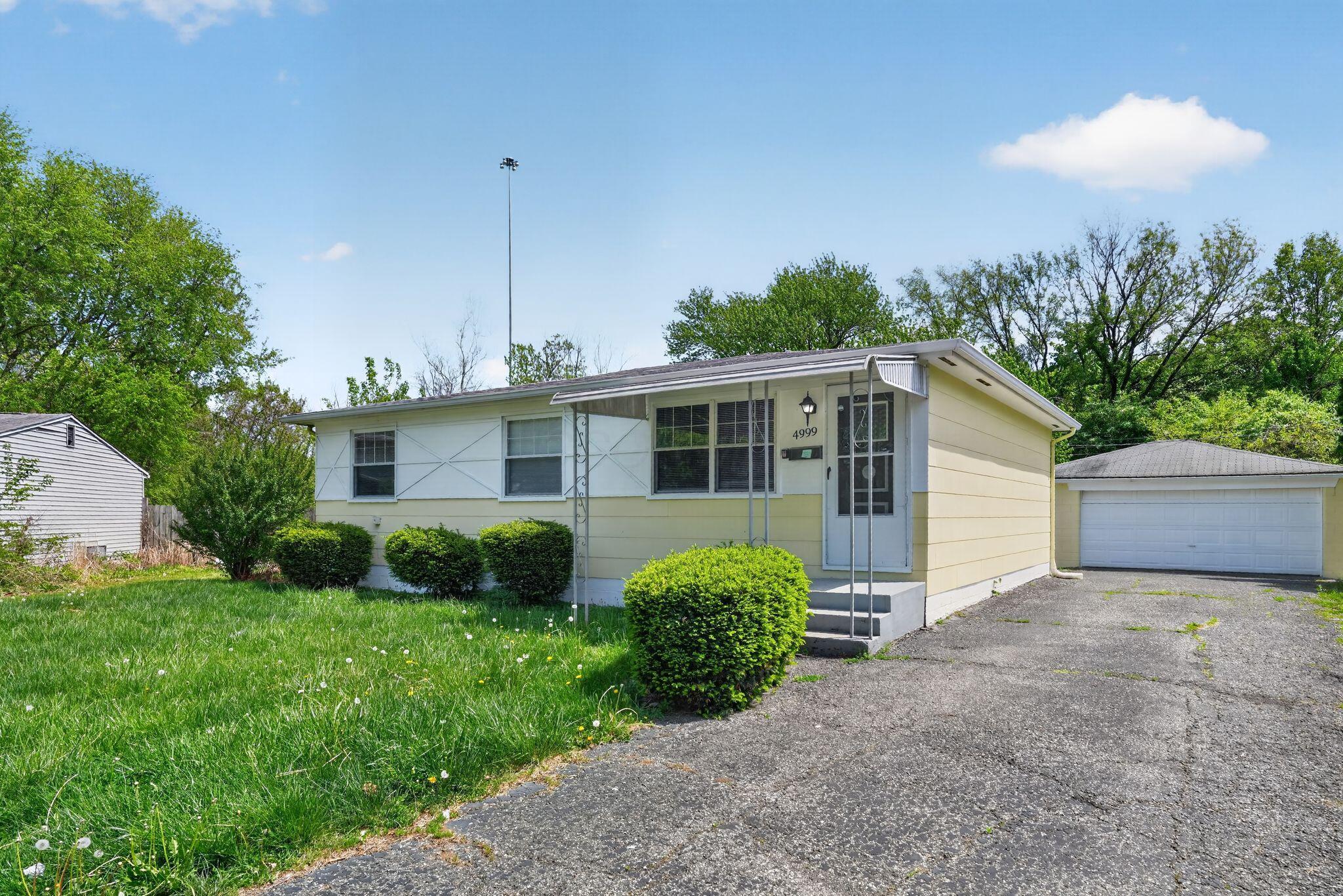 4999 E Majestic Drive E
