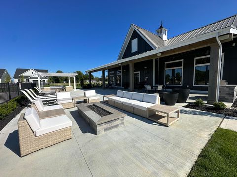 Tiny photo for 4211 Laguna Loop, Lewis Center, OH 43035 (MLS # 226004270)