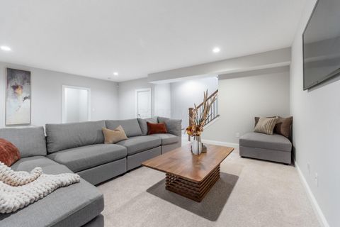 Tiny photo for 4211 Laguna Loop, Lewis Center, OH 43035 (MLS # 226004270)