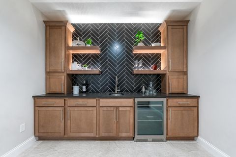 Tiny photo for 4211 Laguna Loop, Lewis Center, OH 43035 (MLS # 226004270)