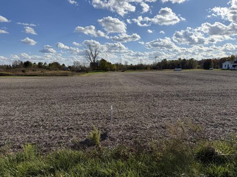 Photo of 0 Larimore, Mount Vernon, OH 43050 (MLS # 225039962)