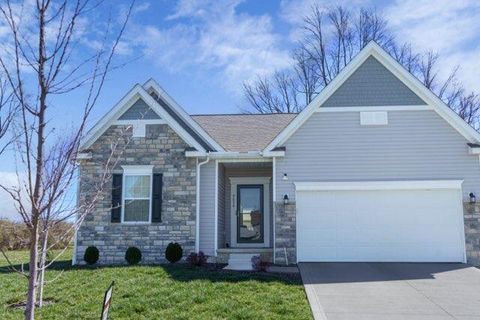 Photo of 5634 Shagbark Place, Groveport, OH 43125 (MLS # 226008083)