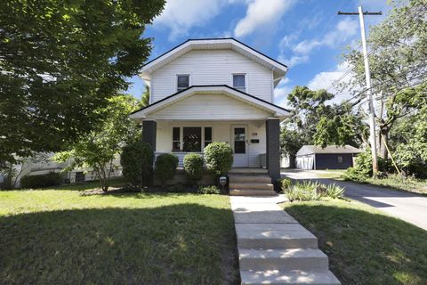Photo of 139 E Jenkins Avenue, Columbus, OH 43207 (MLS # 226020653)