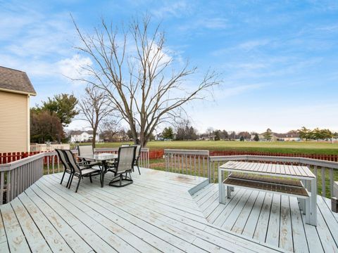 Tiny photo for 6876 Spruce Pine Drive, Columbus, OH 43235 (MLS # 225046123)