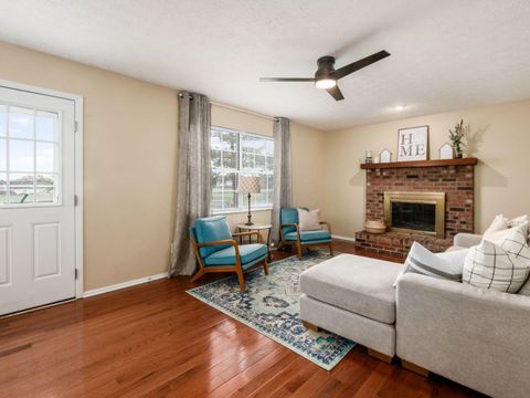 Tiny photo for 6876 Spruce Pine Drive, Columbus, OH 43235 (MLS # 225046123)