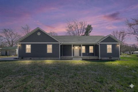 Photo of 2680 Marion Marysville Road, Marion, OH 43302 (MLS # 226007044)