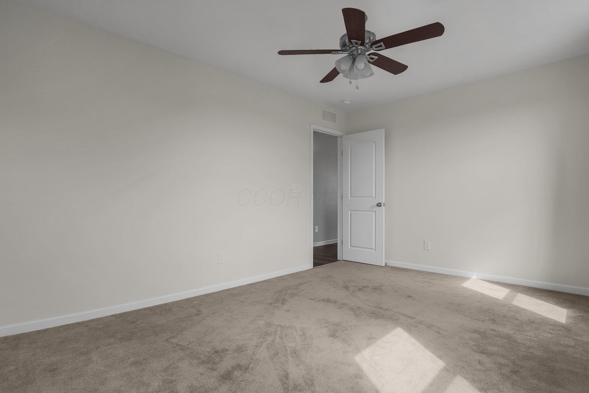 653 Viola Drive, Sunbury, Ohio image 26