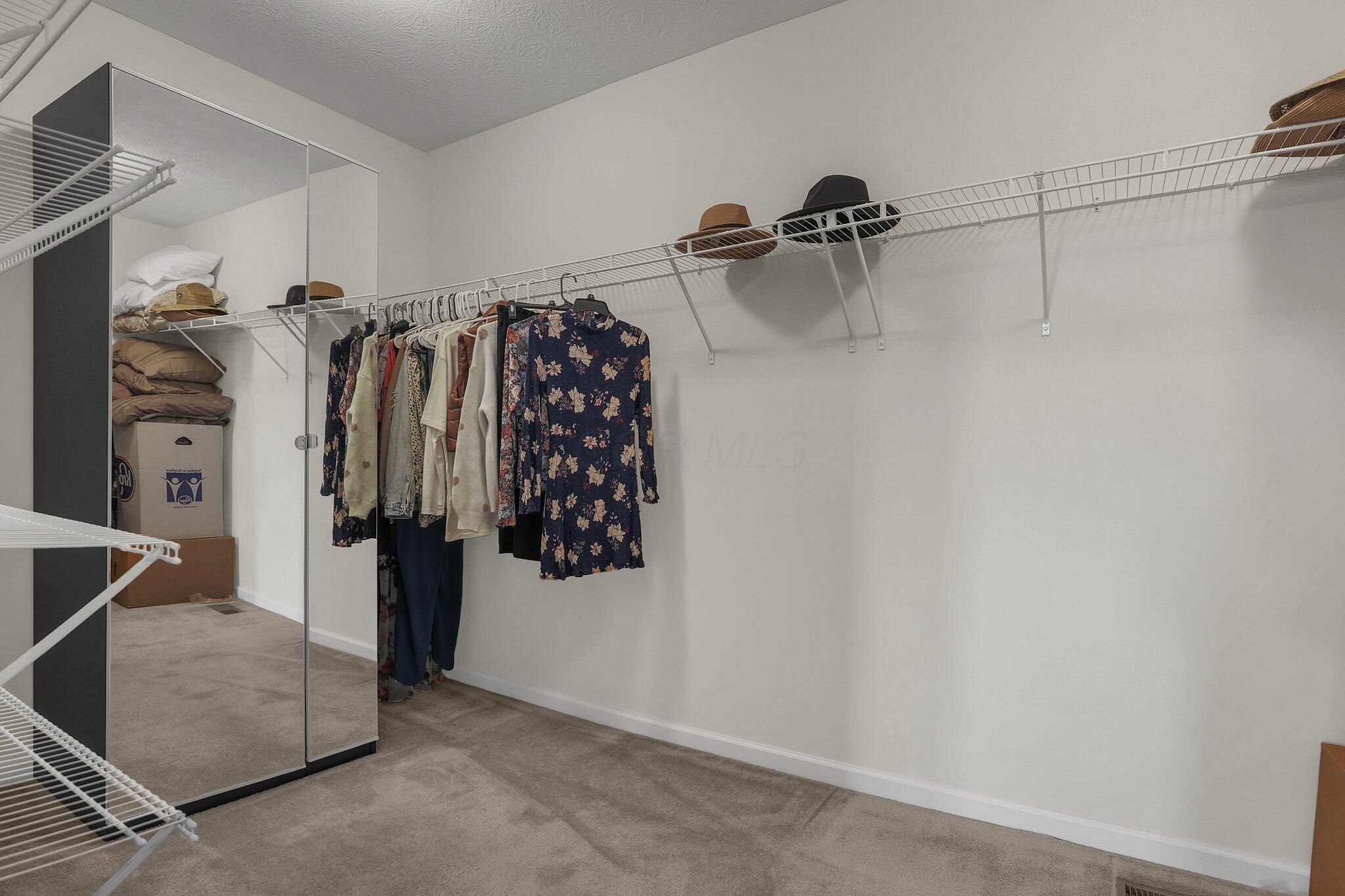 653 Viola Drive, Sunbury, Ohio image 34