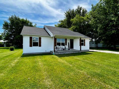 Photo of 4857 Dickey Road NE, Bloomingburg, OH 43106 (MLS # 226020280)