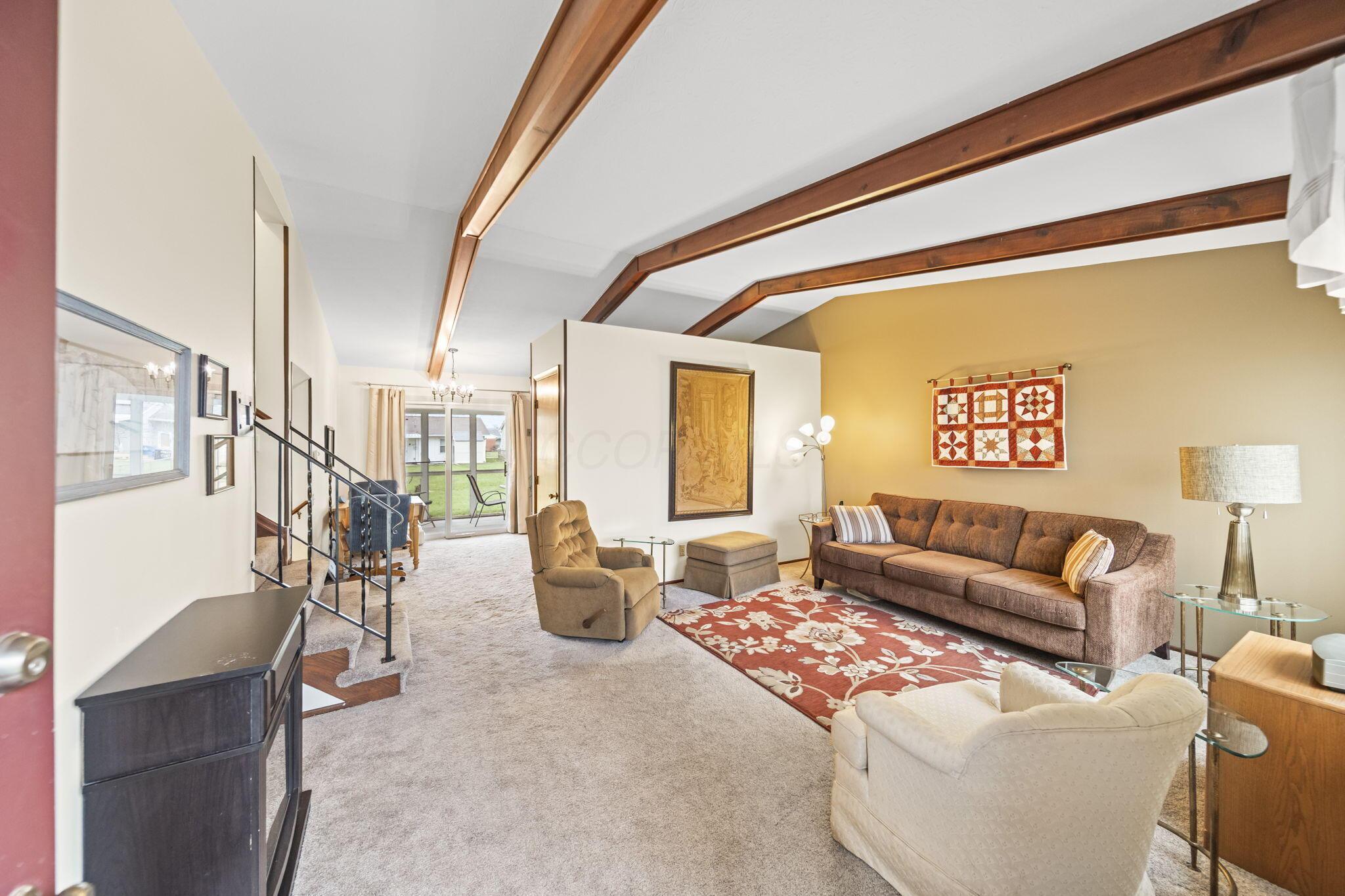 439 Canterwood Court