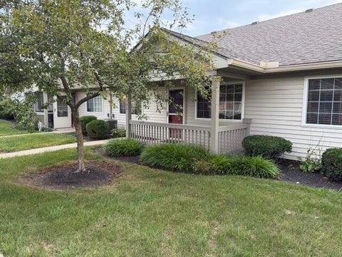 Photo of 4282 Wincove Dr. Drive, Groveport, OH 43125 (MLS # 226034388)