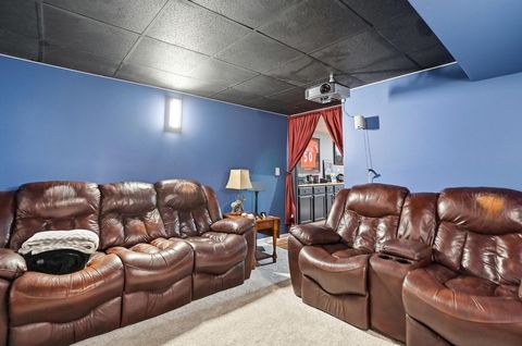 Tiny photo for 794 Odevene Way, Delaware, OH 43015 (MLS # 225045350)