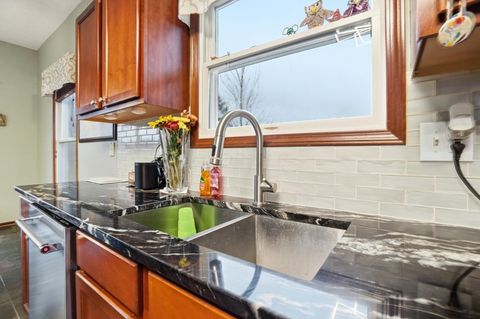 Tiny photo for 794 Odevene Way, Delaware, OH 43015 (MLS # 225045350)