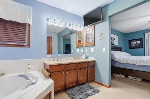 Tiny photo for 794 Odevene Way, Delaware, OH 43015 (MLS # 225045350)