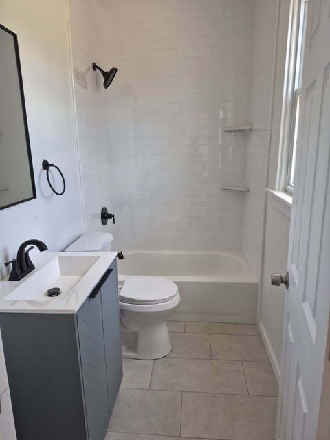 Photo of 4286 Ebenezer Road, Cincinnati, OH 45248 (MLS # 226024254)