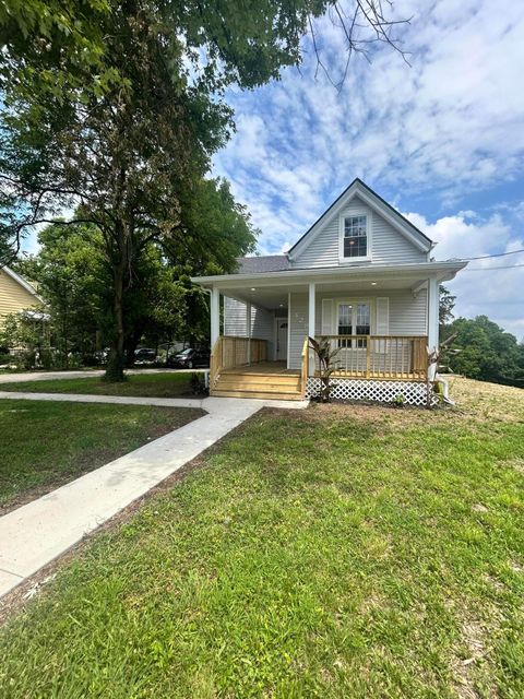 Homes For Sale - 4286 Ebenezer Road<br/> Cincinnati, OH 45248