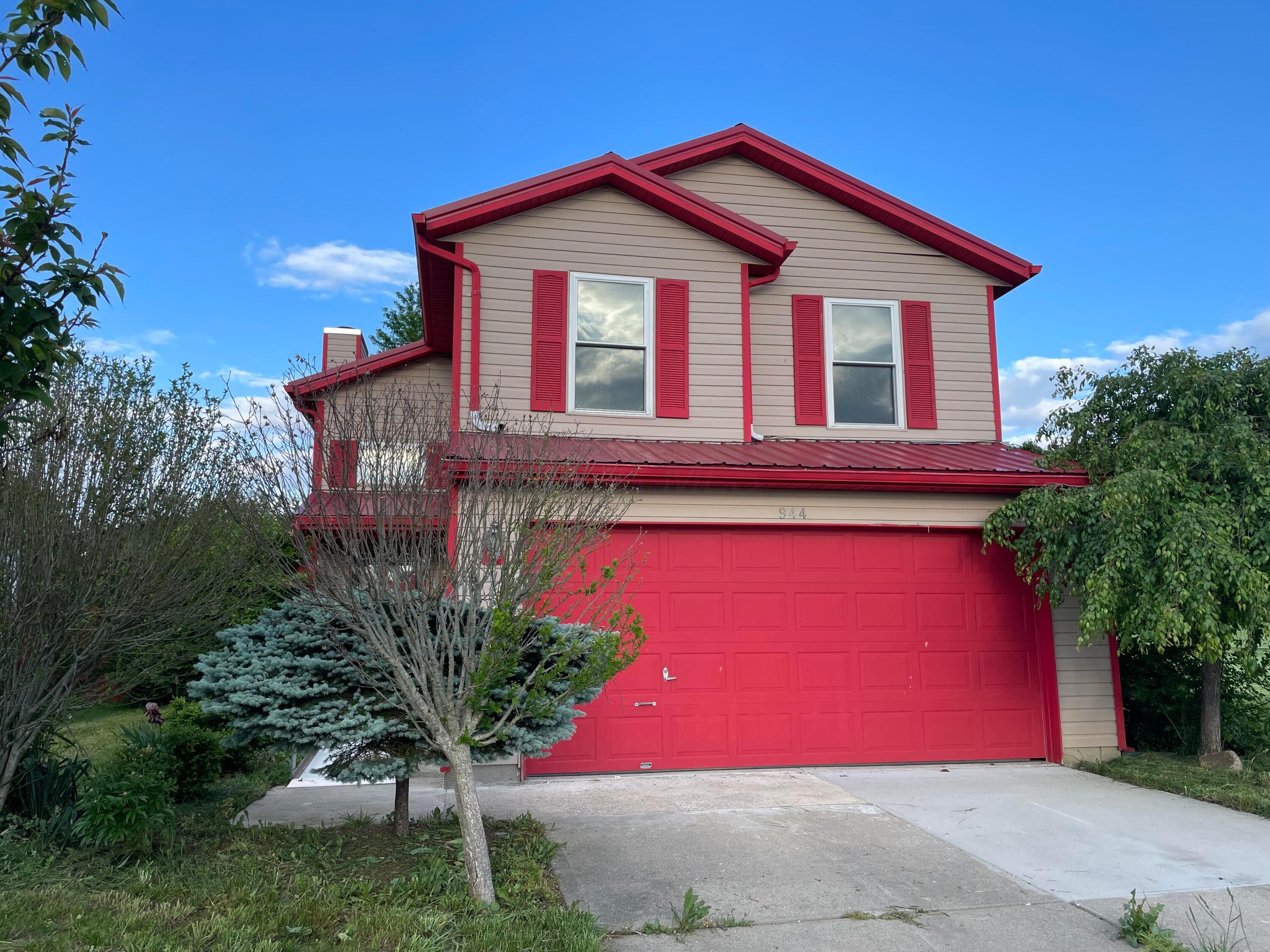 944 Fox Croft Place