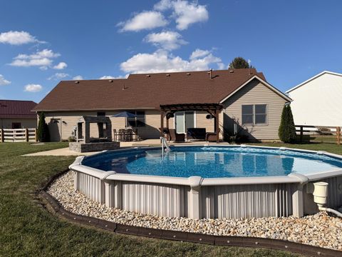 Tiny photo for 1311 Reservoir Court, Washington Court House, OH 43160 (MLS # 225045112)