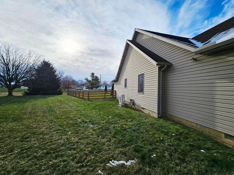 Tiny photo for 1311 Reservoir Court, Washington Court House, OH 43160 (MLS # 225045112)