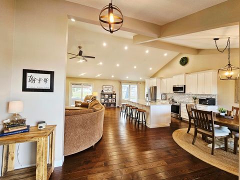 Tiny photo for 1311 Reservoir Court, Washington Court House, OH 43160 (MLS # 225045112)