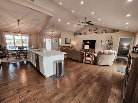 Tiny photo for 1311 Reservoir Court, Washington Court House, OH 43160 (MLS # 225045112)