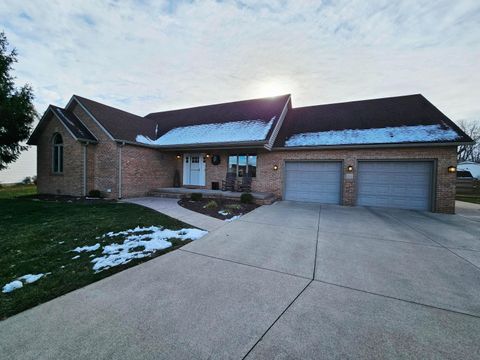Tiny photo for 1311 Reservoir Court, Washington Court House, OH 43160 (MLS # 225045112)