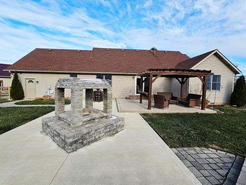 Tiny photo for 1311 Reservoir Court, Washington Court House, OH 43160 (MLS # 225045112)