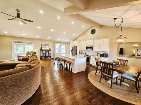 Tiny photo for 1311 Reservoir Court, Washington Court House, OH 43160 (MLS # 225045112)