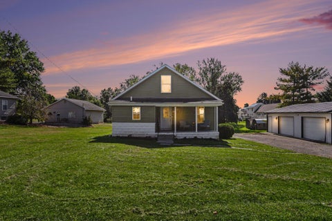 Photo of 464 W 5th Street, Chillicothe, OH 45601 (MLS # 226038909)