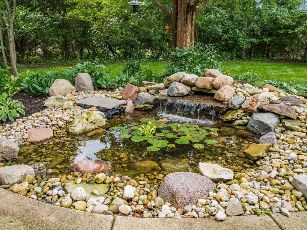 Photo of 5137 Chaffinch Court, Dublin, OH 43017 (MLS # 226012246)