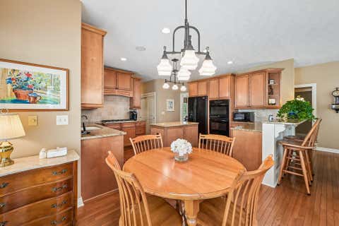 Tiny photo for 899 John Michael Way, Columbus, OH 43235 (MLS # 226027017)