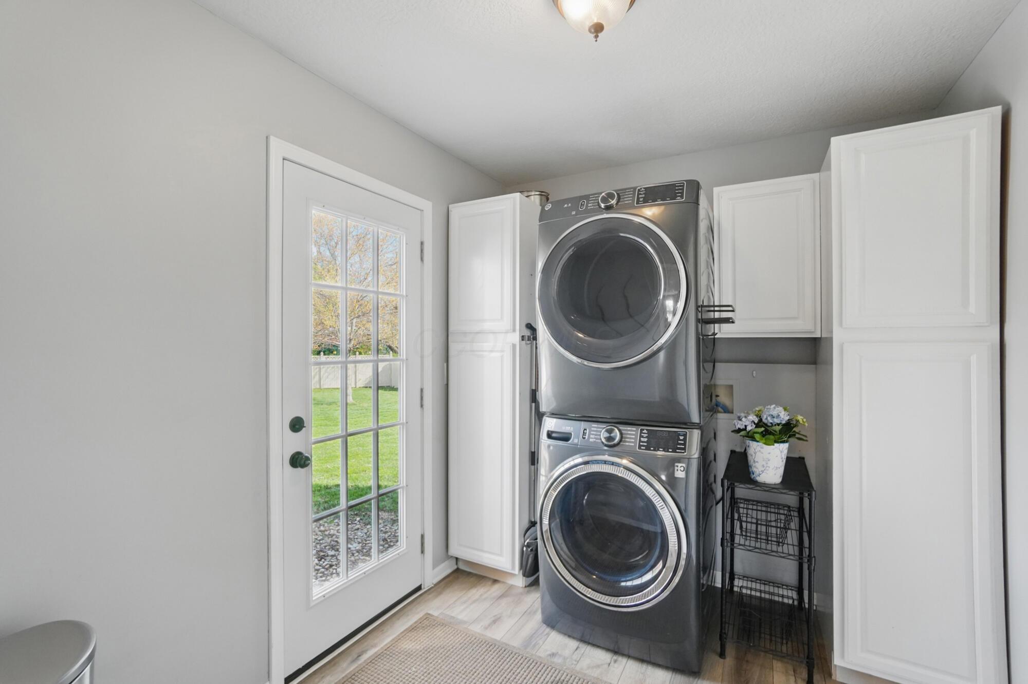 4365 Wicken Court, Hilliard, Ohio image 28