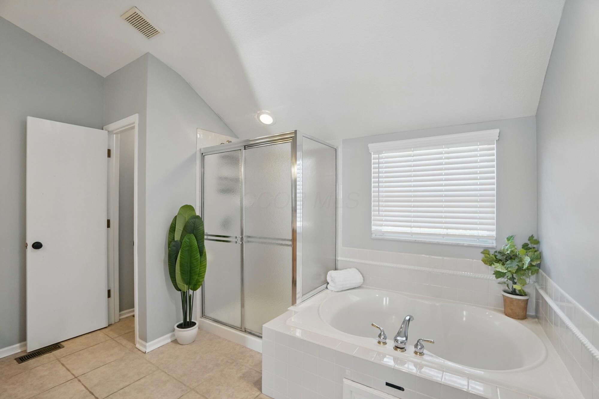 4365 Wicken Court, Hilliard, Ohio image 33
