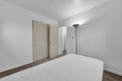 Tiny photo for 3069 Southfield Drive, Columbus, OH 43207 (MLS # 226014764)