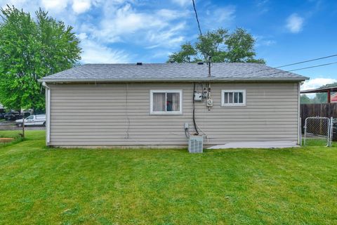 Tiny photo for 3069 Southfield Drive, Columbus, OH 43207 (MLS # 226014764)
