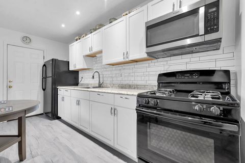 Tiny photo for 3069 Southfield Drive, Columbus, OH 43207 (MLS # 226014764)